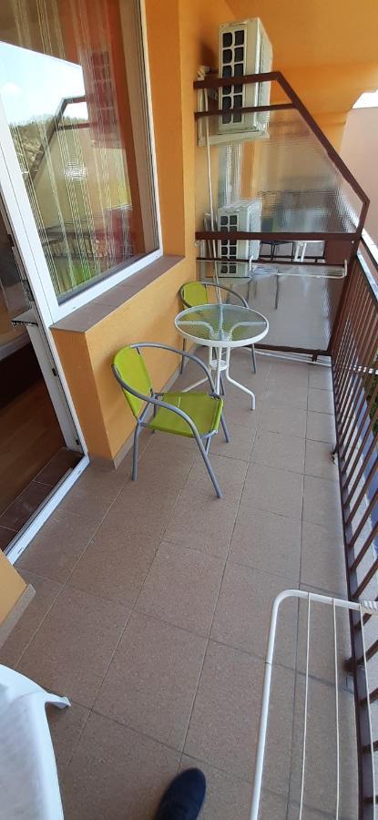 Hotel Felicia Kaluža Екстериор снимка