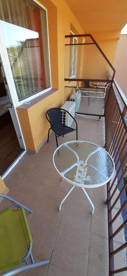 Hotel Felicia Kaluža Екстериор снимка